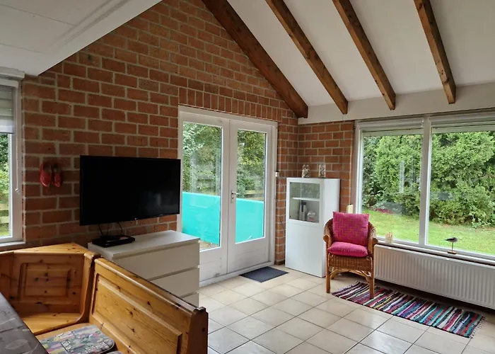 Sunny's Place Дом отдыха *